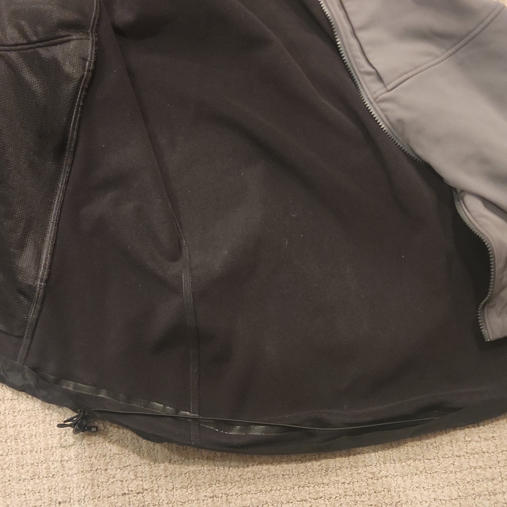 Arc'teryx Charcoal Performance Jacket - image 7
